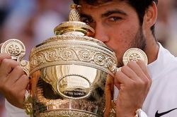 Alcaraz vẫn chưa tin vào chiến tích ở Wimbledon, muốn tập trung vào con đường đang đi