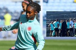 Nữ cầu thủ dự World Cup 2023 đột quỵ trên sân tập, bỏ ngỏ cơ hội trở lại thi đấu