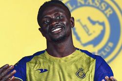 Sadio Mane đạt thỏa thuận gia nhập Al Nassr, Ronaldo đón đồng đội mới cực khủng