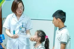 Cần làm gì để xử trí cơn hen cấp cho trẻ tại nhà?