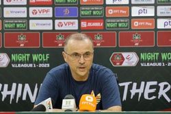 HLV Bandovic bảo vệ CĐV Nam Định, thừa nhận Hà Nội may mắn thoát bàn thua phút cuối