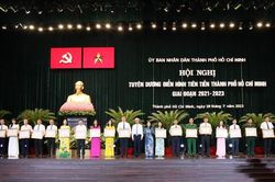 TP.HCM tuyên dương 142 cá nhân và tập thể điển hình tiên tiến