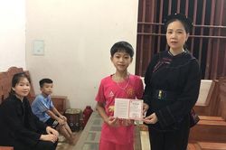 Hỗ trợ trẻ em mồ côi từ mô hình phân loại rác thải và thu gom phế liệu