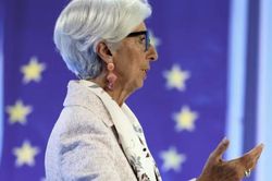 ECB nâng lãi suất lên cao kỷ lục, lo lạm phát cao dai dẳng