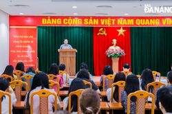 Hội nghị thông tin thời sự chuyên đề 'Cục diện thế giới hiện nay và một số chính sách ứng phó của Việt Nam'