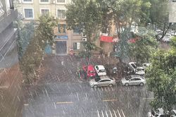 Cảnh báo mưa dông khu vực nội thành Hà Nội