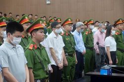 Hai bị cáo Nguyễn Anh Tuấn và Phạm Trung Kiên nộp tiền khắc phục hậu quả nhiều nhất