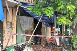 Cháy cửa hàng lúc bán ắc quy, người đàn ông 63 tuổi tử vong