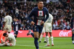 Chuyển nhượng 30/7: MU mua tiền đạo 72 triệu, Liverpool gây sốc với Mbappe