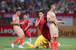 Vòng 3 giai đoạn 2 V.League: Hoán đổi vị trí nhóm đua tranh vô địch