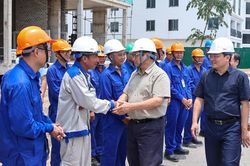 Thủ tướng thăm dự án nhà ở xã hội tại Bắc Ninh