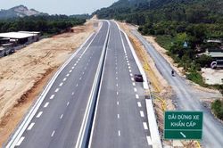 Đê Âu Cơ liên tục lùi tiến độ lại phải dừng thêm 4 tháng