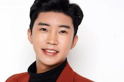 'Bộ đội' Lim Young Woong thành ca sĩ nổi tiếng Hàn Quốc