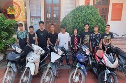 Tạm giữ 5 đối tượng mang hung khí đi giải quyết mâu thuẫn