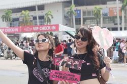 Sau concert BlackPink, giới trẻ chia sẻ về văn hóa thần tượng hiện nay