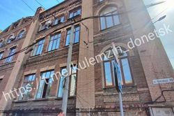 Thành phố Donetsk bị tập kích dữ dội, hơn 10 người thương vong