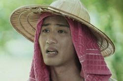 Giọng thều thào của Doãn Quốc Đam khiến khán giả thắc mắc ngay khi tập 1 'Làng trong phố' lên sóng
