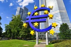 Kinh tế Eurozone tăng trưởng vượt mức dự báo