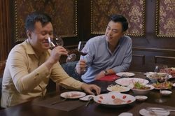 'Món quà của cha' tập 8: Nghĩa đi tiếp khách, gặp em gái hát quán bar