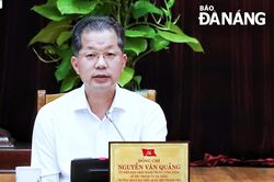 Tiếp tục đẩy mạnh xây dựng, chỉnh đốn Đảng và hệ thống chính trị