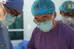 Đêm ở khoa cấp cứu