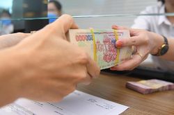 Gửi tiết kiệm ngân hàng thế nào để sinh lợi tối đa?