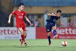 Kết quả V-League: Đặng Văn Lâm xuất thần, CLB Bình Định cầm hòa Viettel FC