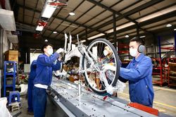 Đề xuất tăng lương tối thiểu vùng năm 2024 là 6%?