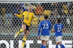 Nữ Thụy Điển là nữ hoàng… phạt góc ở World Cup 2023