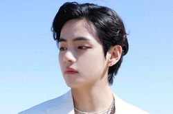 V BTS bắt tay với nhà sản xuất nổi tiếng phát hành album solo