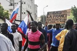 Vụ đảo chính tại Niger: Chuyện riêng, lo chung