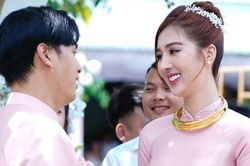 Ca sĩ Hồ Quang Hiếu làm đám hỏi bạn gái kém 17 tuổi