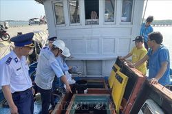 Khắc phục 'thẻ vàng' IUU: Phối hợp quản lý tàu cá và chống khai thác IUU