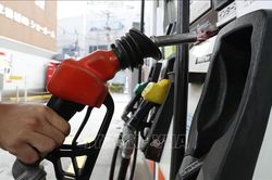 Nhật Bản: Giá xăng trung bình tăng lên mức cao nhất trong 15 năm
