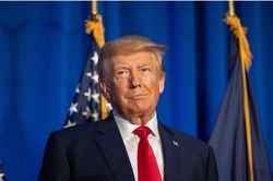 Ông Donald Trump lần thứ 3 bị cáo buộc hình sự