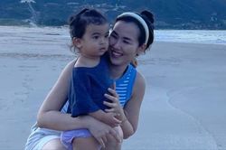 Nuôi con gái 2 năm, Võ Hạ Trâm tấm tắc khen ái nữ lai Ấn thế này!