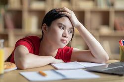 Sinh viên mới tốt nghiệp gây tranh cãi: 'Cầm tấm bằng này có thể đòi hỏi lương 25 triệu/tháng'