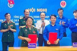 Đồng hành với thanh niên lập nghiệp, xung kích xây dựng, bảo vệ Tổ quốc