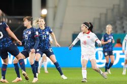 Bóng đá nữ Việt Nam không thể đến World Cup chỉ bằng tinh thần!