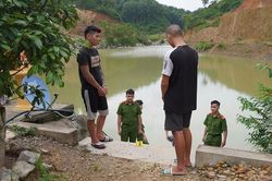 Bắt 'ông trùm' đường dây cho vay lãi suất 'cắt cổ', dìm 'con nợ' xuống nước