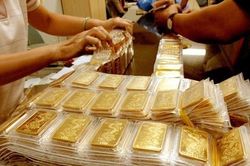 Nhu cầu vàng của người Việt giảm 1,3 tấn do kinh tế khó khăn