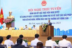 Thủ tướng: Thị trường bất động sản vẫn còn những dấu hiệu chưa ổn định