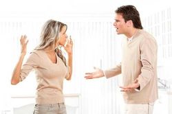 Dù cãi nhau to đến mấy, đàn bà đừng dại đòi ly hôn khi anh ấy còn có những đặc điểm này