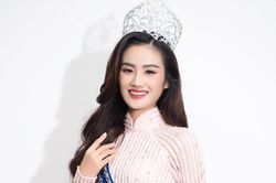 Giữa lúc group anti-fan gặp 'biến lớn', Hoa hậu Ý Nhi có động thái lạ