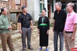 'Hạt nhân' đoàn kết của bản