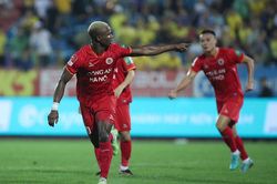 CLB Công an Hà Nội nỗ lực đến cùng trong cuộc đua vô địch V.League