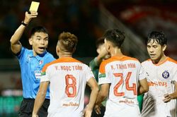 Sợ trận derby CAHN FC vs Hà Nội FC 'căng', BTC mời trọng tài ngoại là 'người quen' về bắt chính