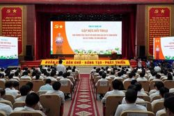 Nghệ An gặp mặt, đối thoại với người đứng đầu cấp ủy, chính quyền cấp xã
