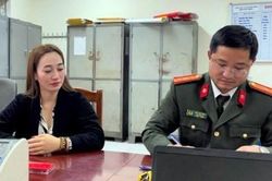 Cô đồng bổ cau 'đúng nhận sai cãi' bị bắt về tội lừa đảo