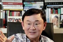 Ông Thaksin hoãn trở lại Thái Lan vào tuần tới